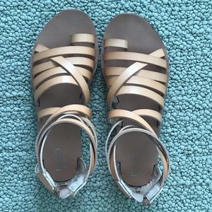 MOSSIMO SANDALS
